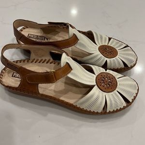 NWOT Pikolinos Vallarta Sandal